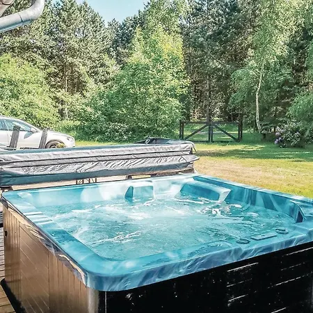 Three-bedroom Holiday In *